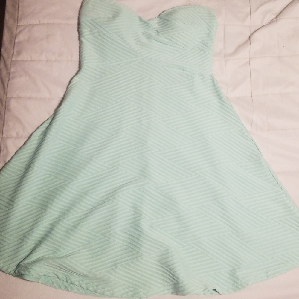 Strapless dress